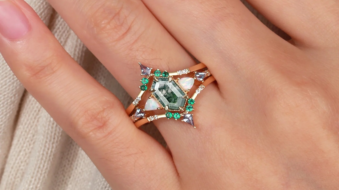 Felicegals Moss Agate Engagement Rings: An Eco-Friendly Choice for Brides
