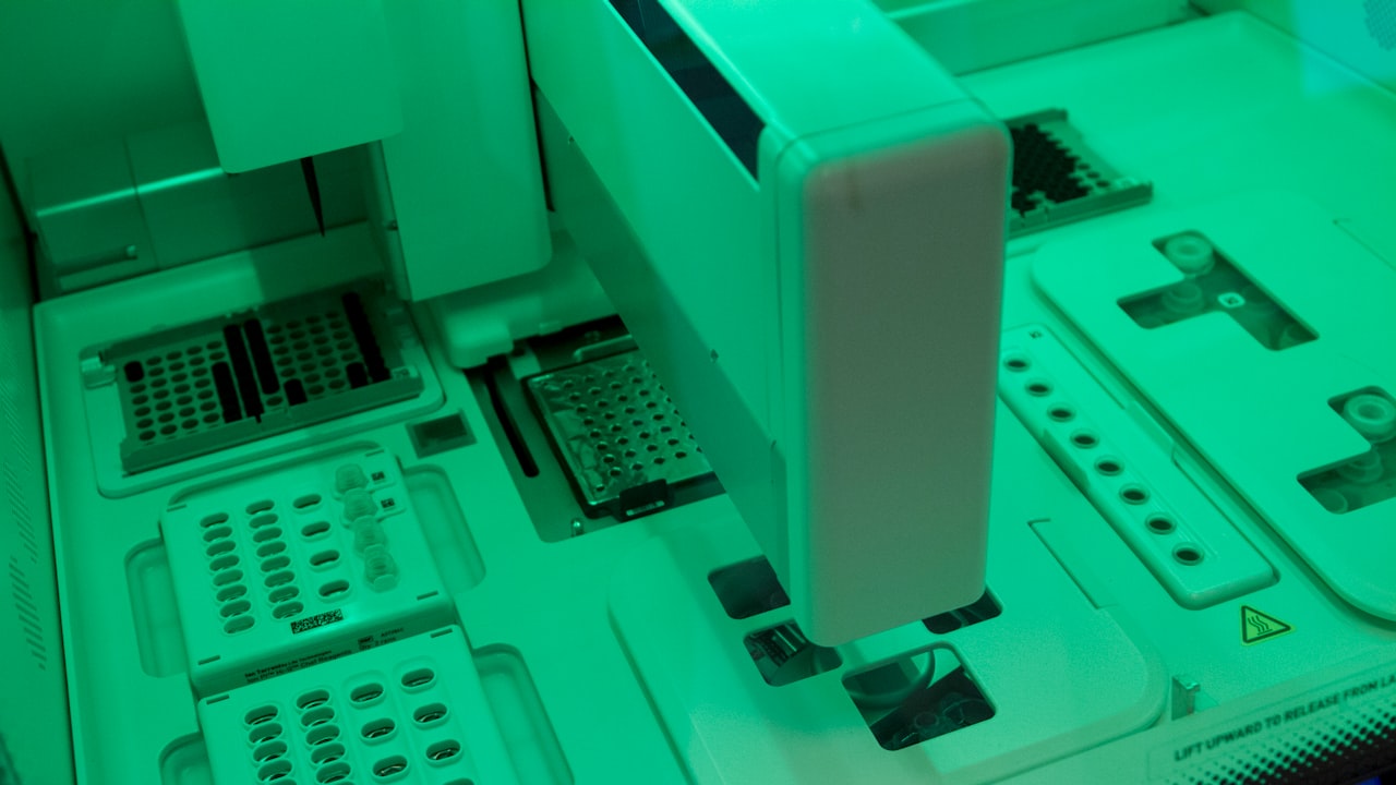 FIFA Coins: Pros, Cons, and Benefits of Using Them