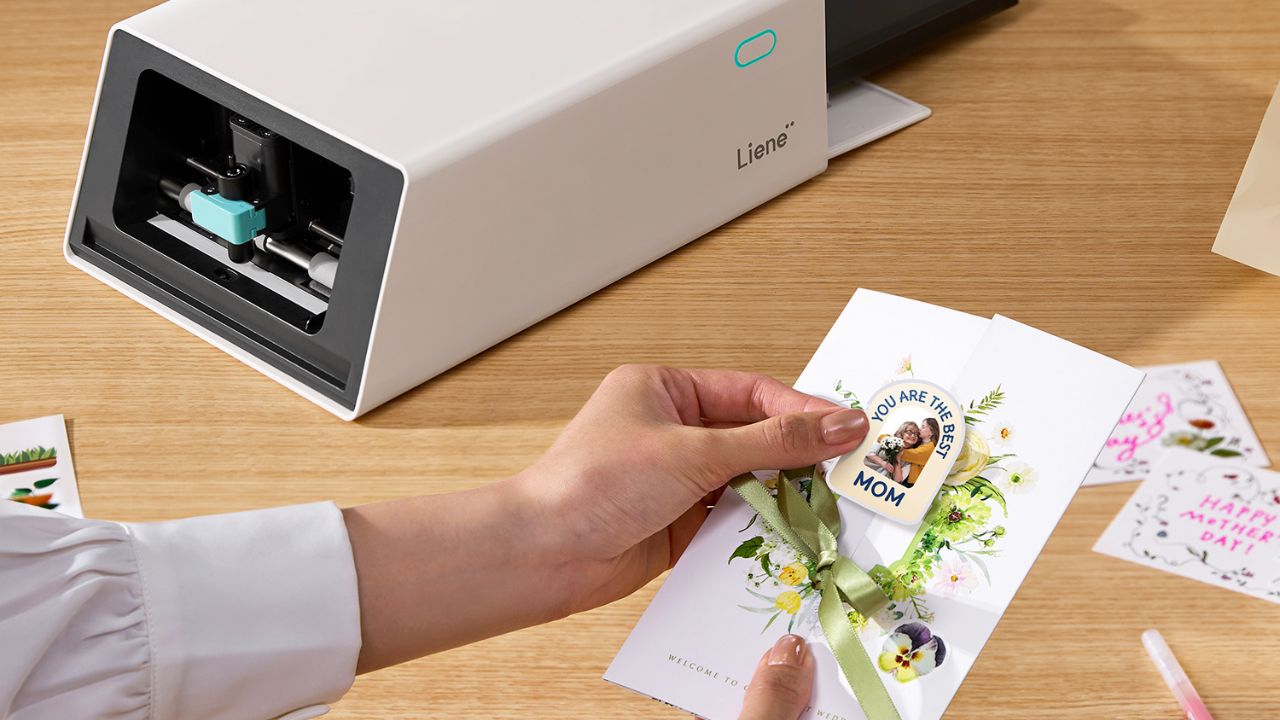 Sticker Printing Without the Stress: Liene’s All-in-One Solution